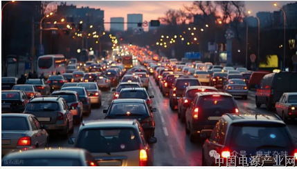 新能源车无缘“十五五”，国内过剩，出海凶险，车企开辟第三战场